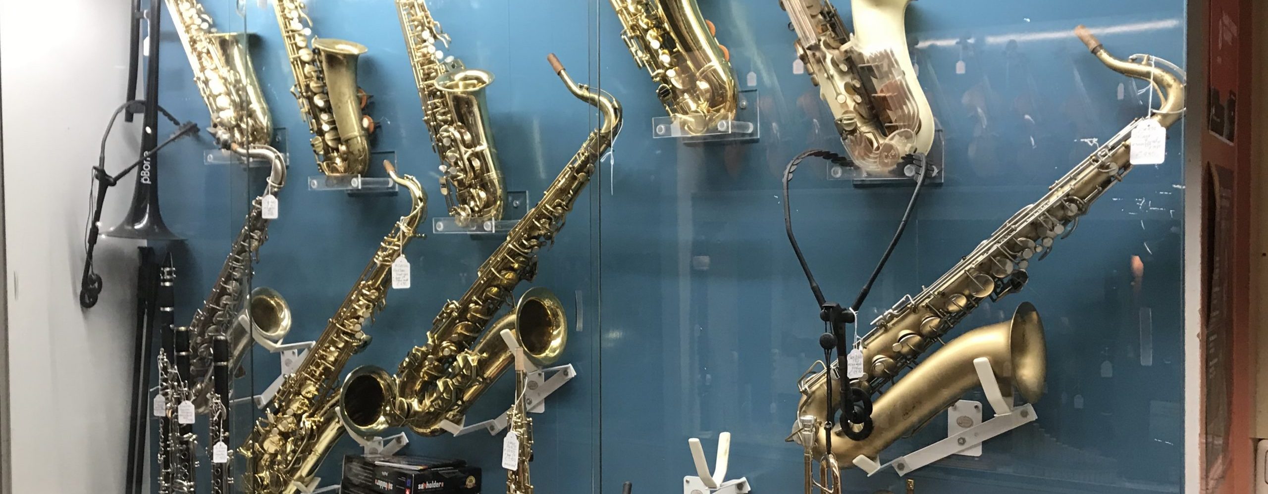 eiland realiteit barst Oudste muziekwinkel van Nederland dreigt te verdwijnen | Nieuw Amsterdams  Peil